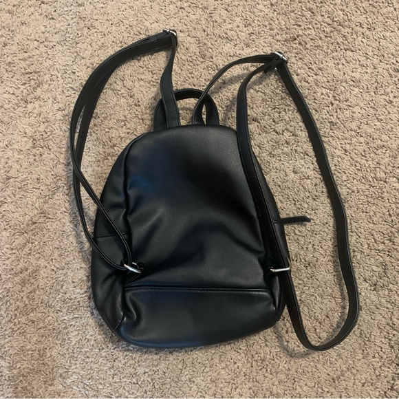 NEW Mad Love Black Backpack Purse Animal - Picture 3 of 7